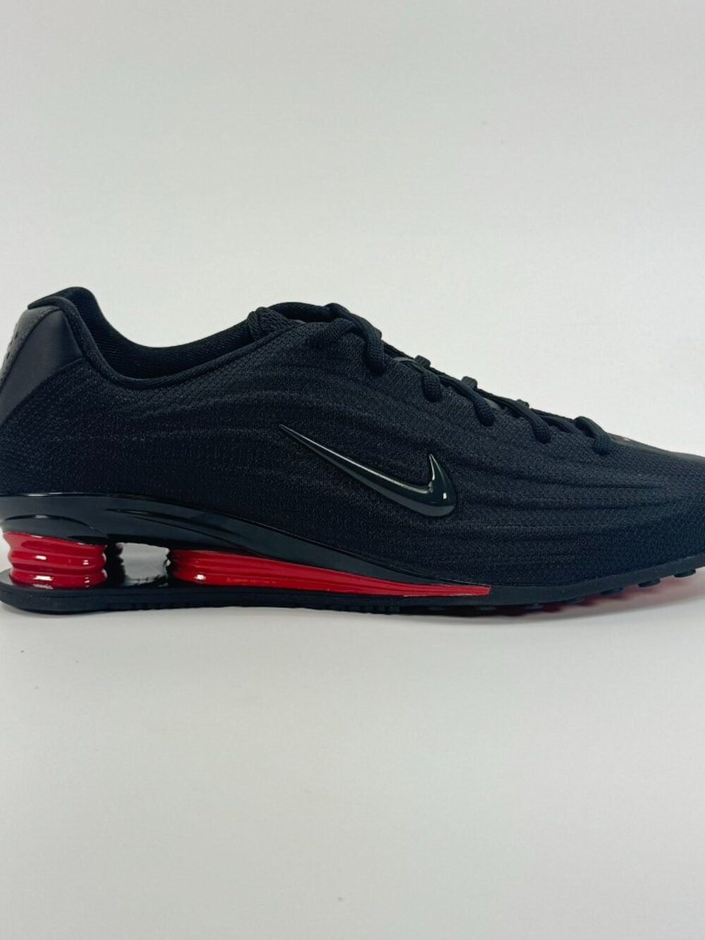 Nike Women's Shox Z 'Black Bred' HQ7540-002 size 9.5